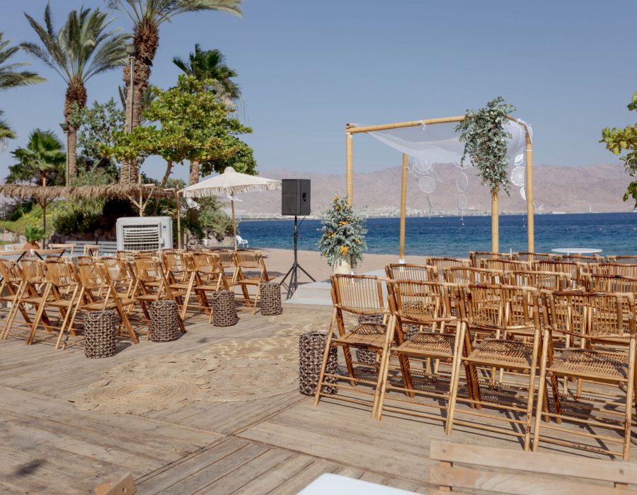 כיסא במבוק מתקפל