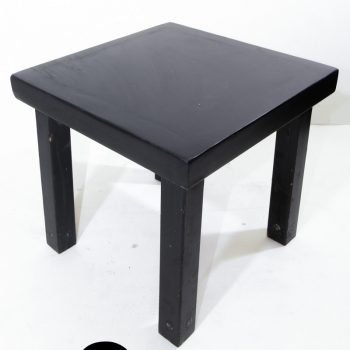 שולחן אפוקסי מרובע 80X80 שחור | 6 אנשים
