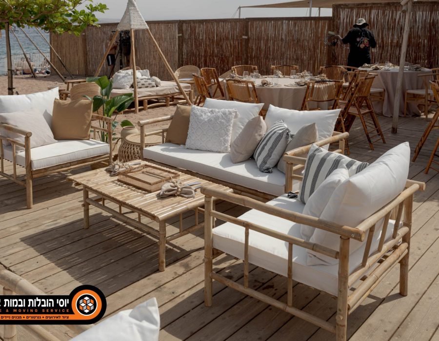 פינת ישיבה במבוק