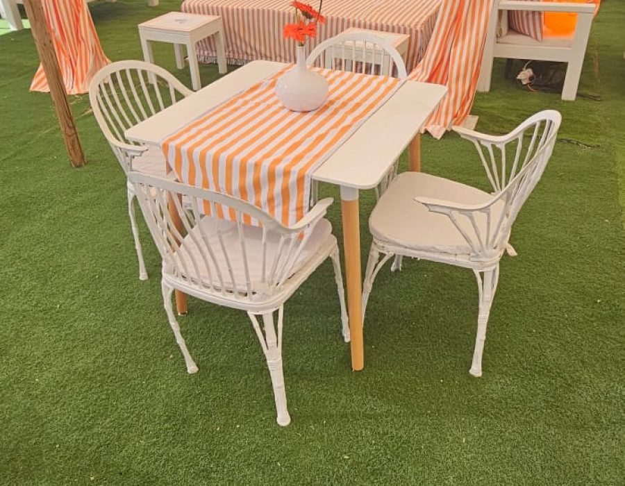 שולחן נןעם מרובע 75